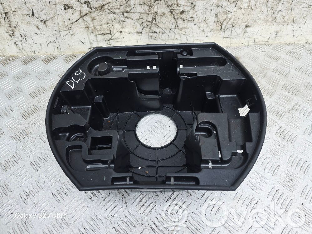 Peugeot 208 I Tool box 