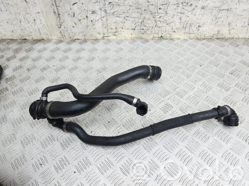 BMW 5 E60 E61 Engine coolant pipe/hose 