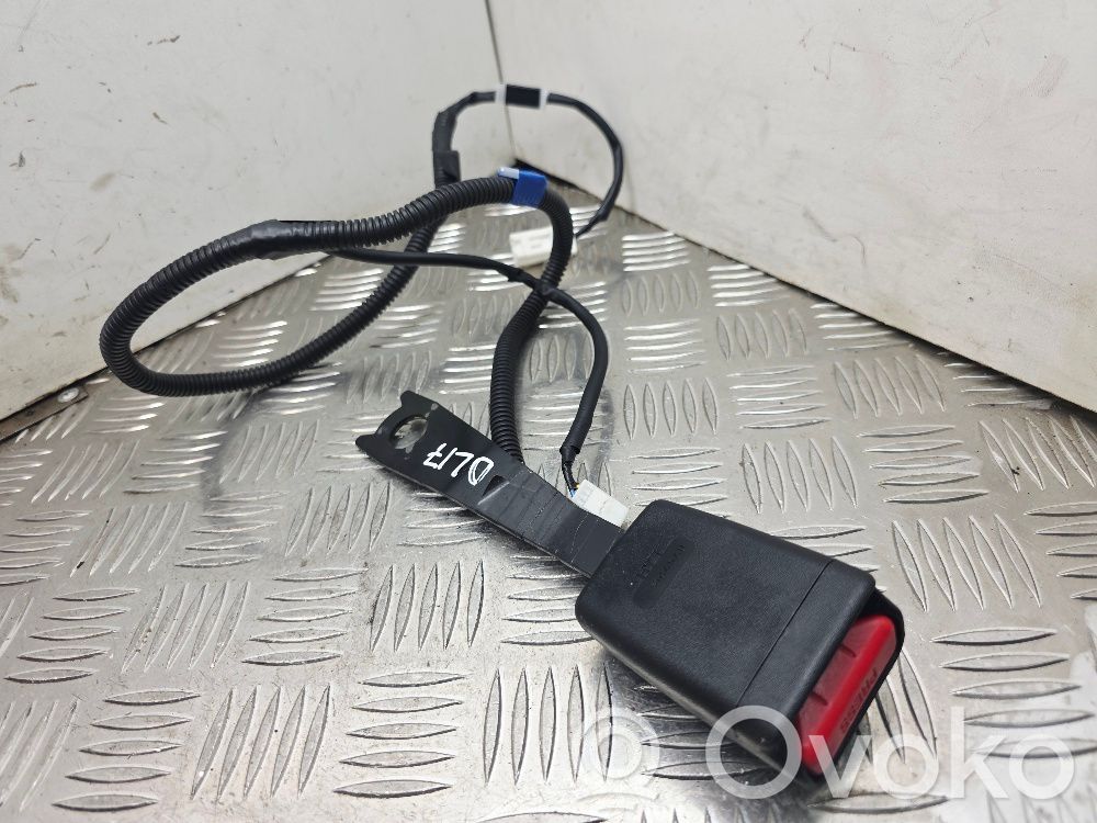 Toyota Yaris Hebilla del cinturón delantero 