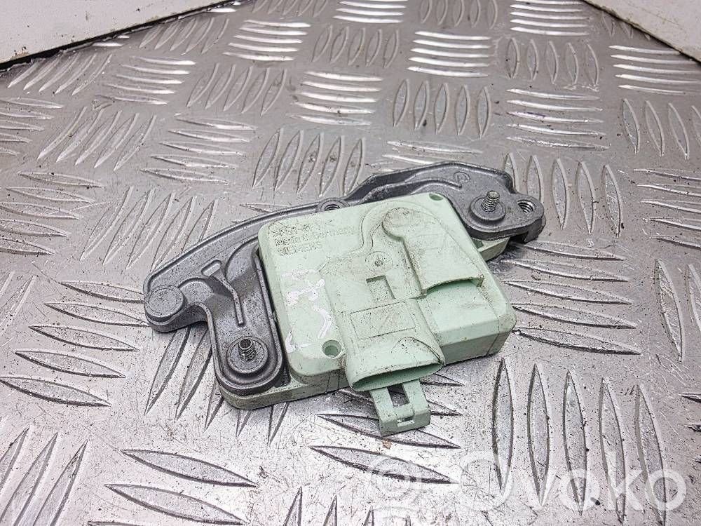 Volvo C70 Airbag deployment crash/impact sensor 