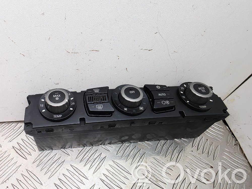 BMW 5 E60 E61 Climate control unit 