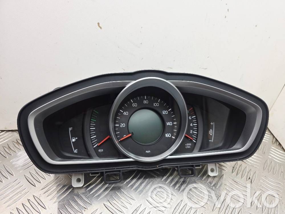 Volvo V40 Licznik / Prędkościomierz 