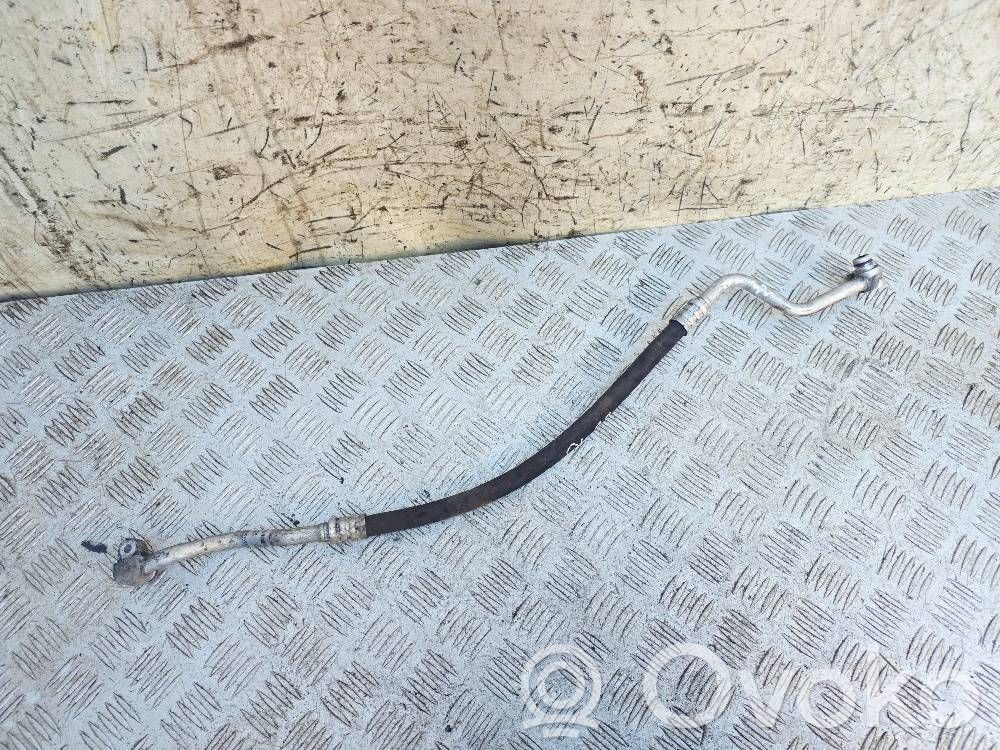 Mini Cooper Countryman R60 Ilmastointilaitteen putki (A/C) 