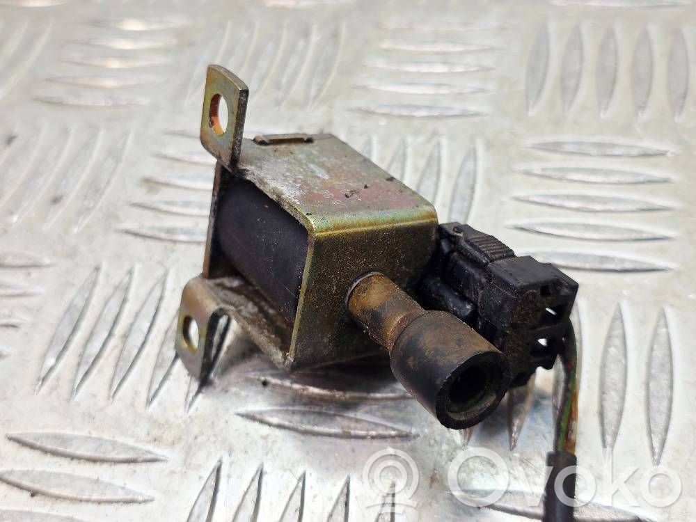 Mercedes-Benz CL C140 Turbo solenoid valve 