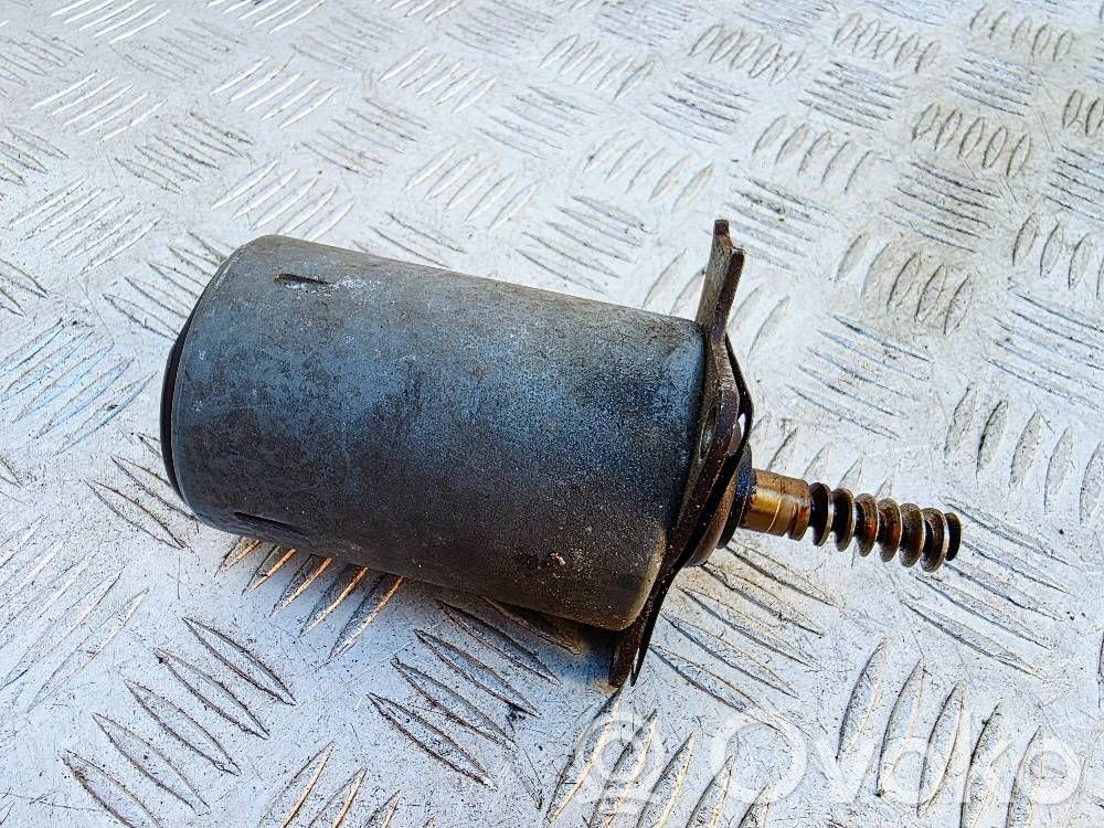 Mini One - Cooper Coupe R56 Valve oil control 