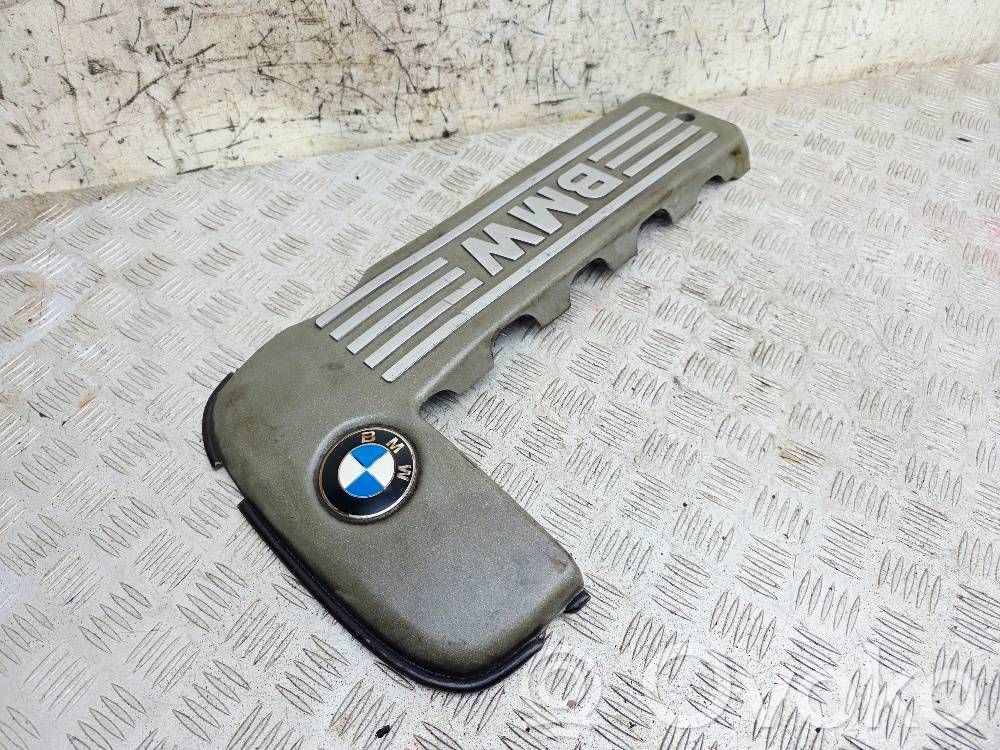 BMW X5 E53 Variklio dangtis (apdaila) 