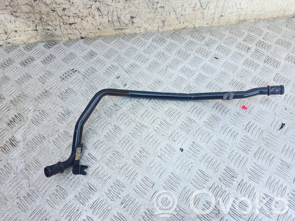 Audi A8 S8 D3 4E Engine coolant pipe/hose 