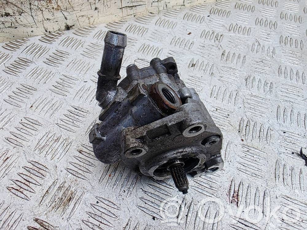 Audi A8 S8 D3 4E Power steering pump 