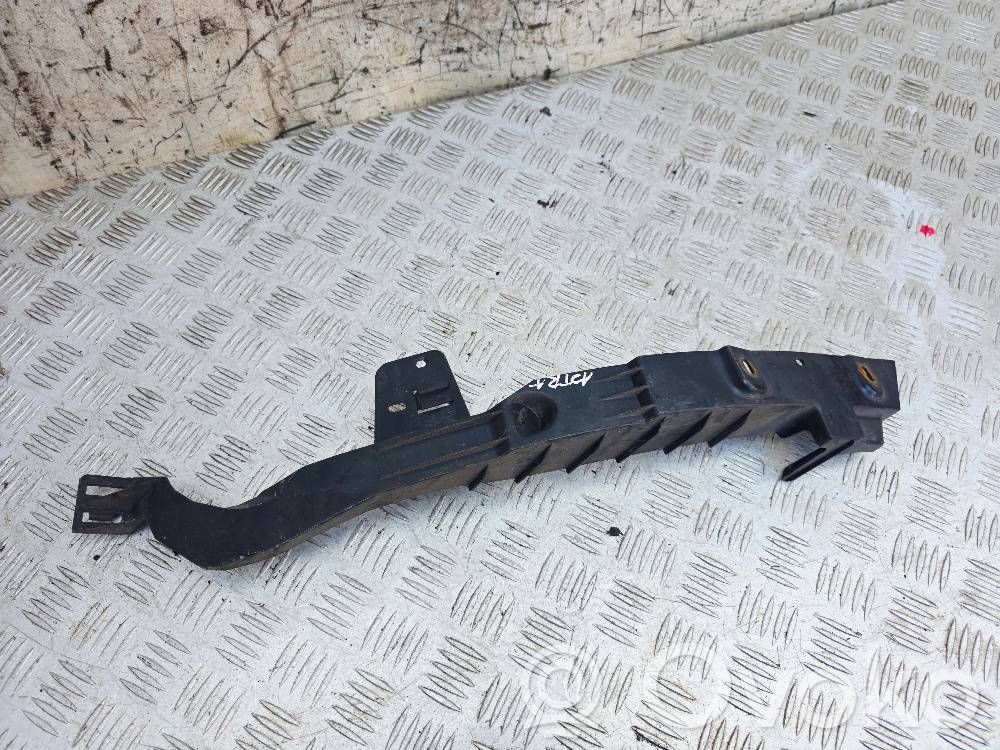Opel Astra J Headlight/headlamp mounting bracket 