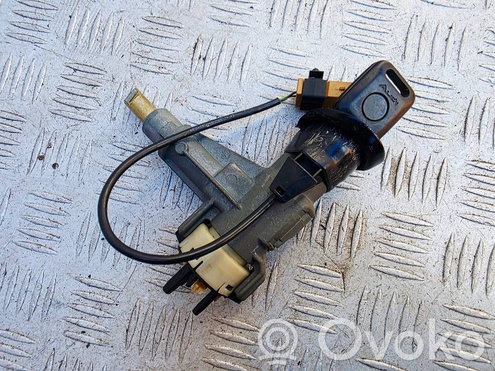 Audi Cabriolet B3 8G Ignition lock 