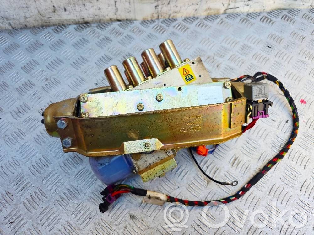 Audi Cabriolet B3 8G Pompă hidraulică plafon decapotabil 