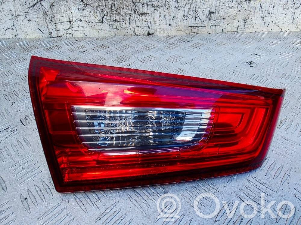 Mitsubishi ASX Galinis žibintas dangtyje 