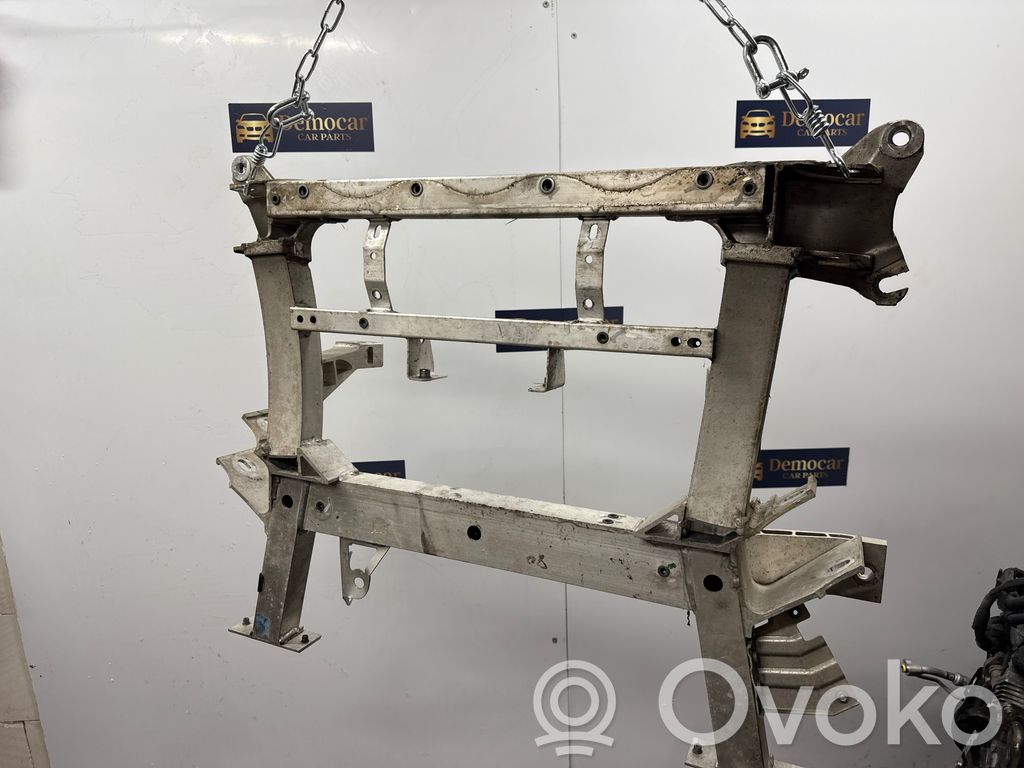Priekinis traversas   T1480068379,100982500A