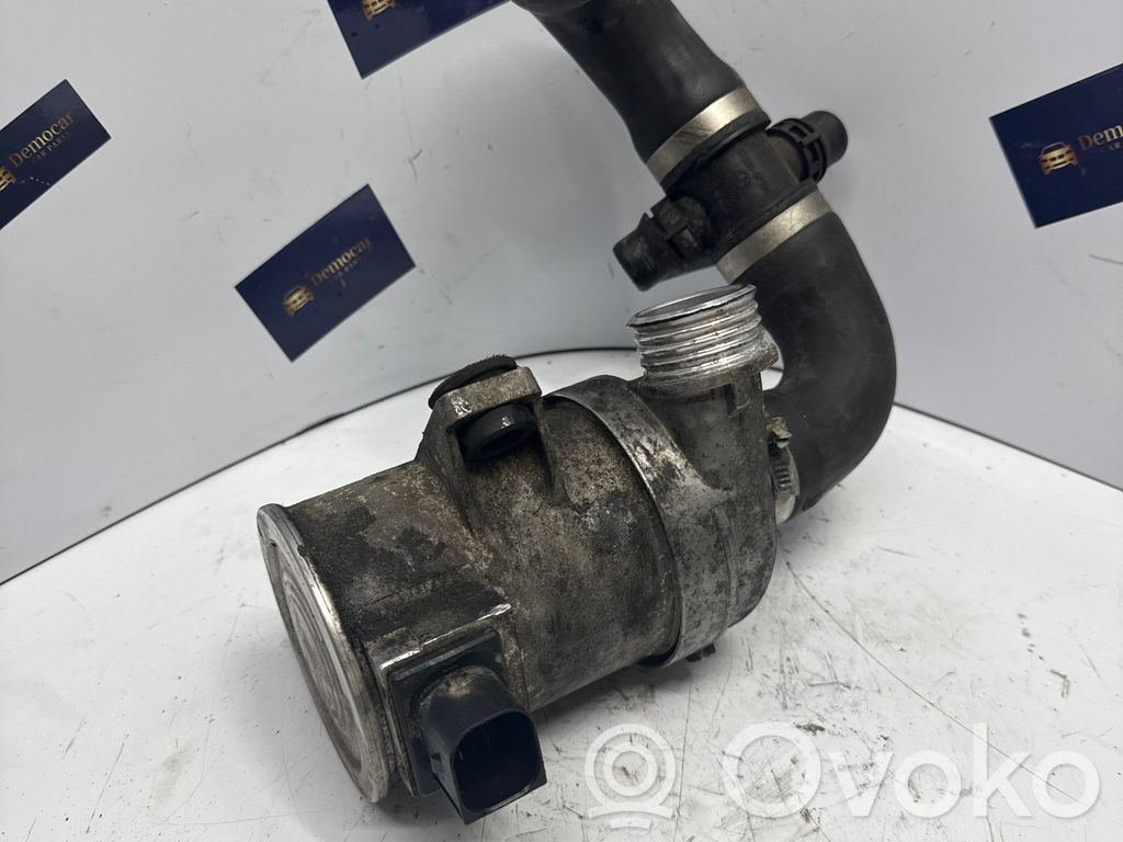 BMW 5 F10 F11 Water pump 