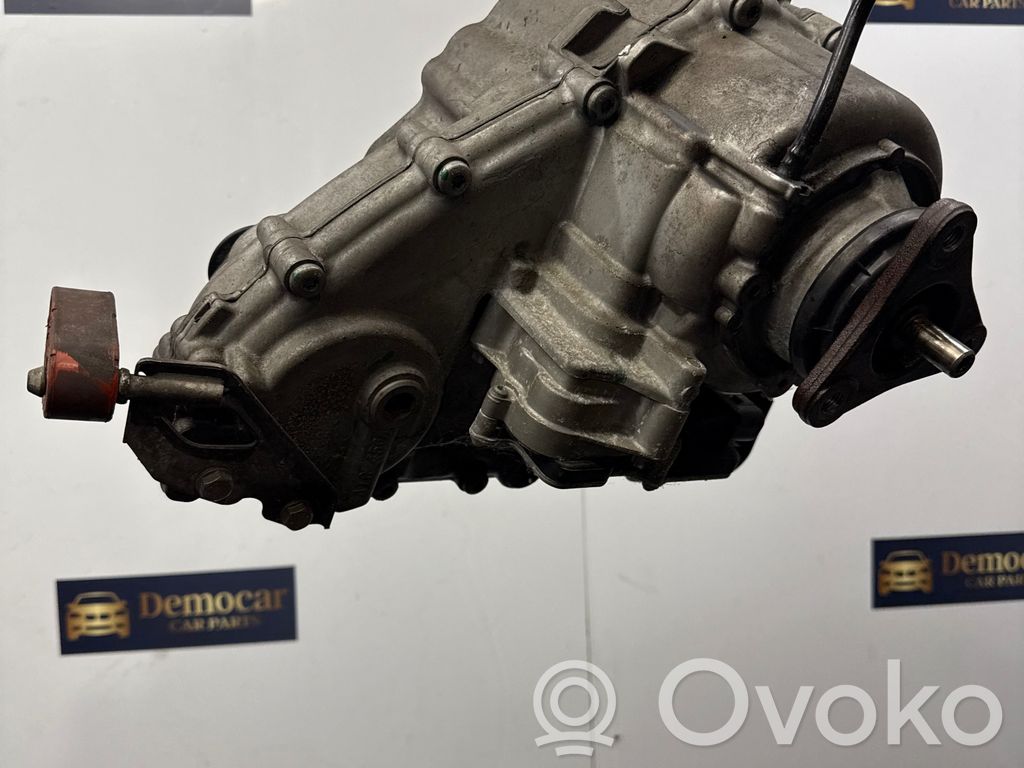 BMW X5 E70 Pavarų dėžės reduktorius (razdatkė) 