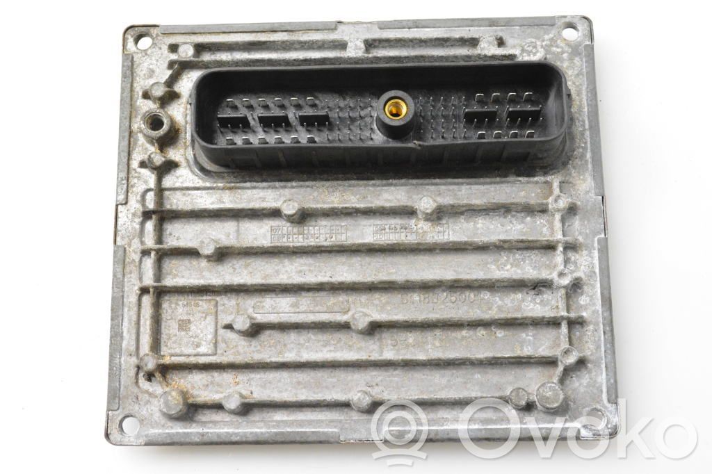 Moottorin ohjainlaite/moduuli   7M5112A650AFD