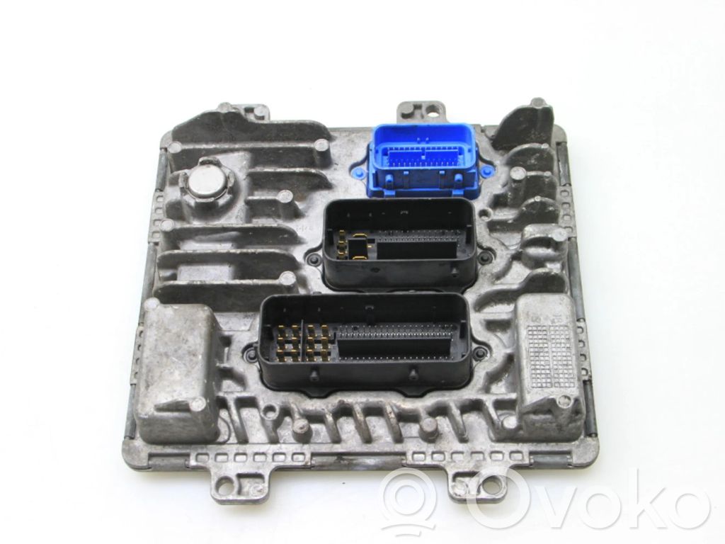 Opel Corsa E Engine control unit/module 