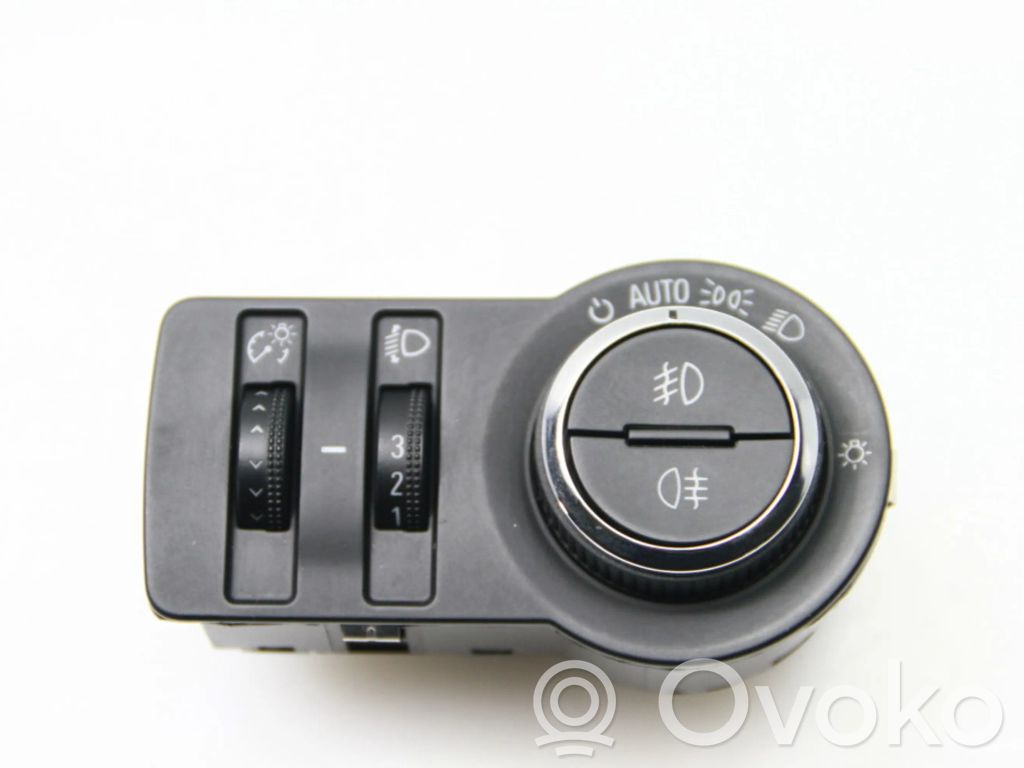 Interruptor de luz   13301764