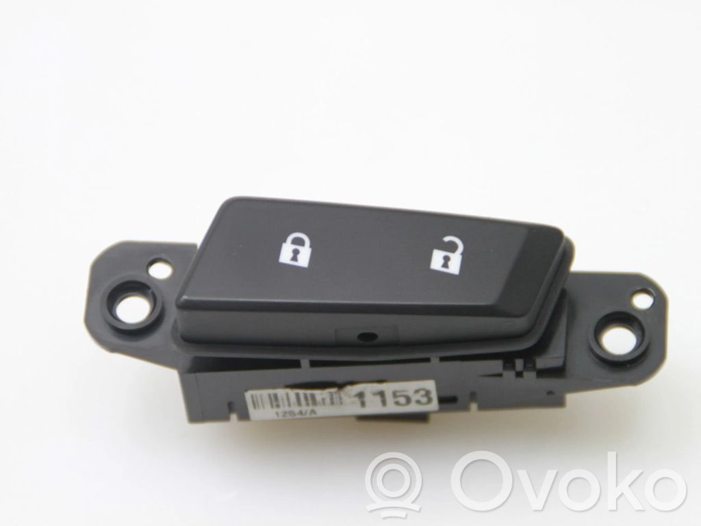 Central locking switch button   202007693