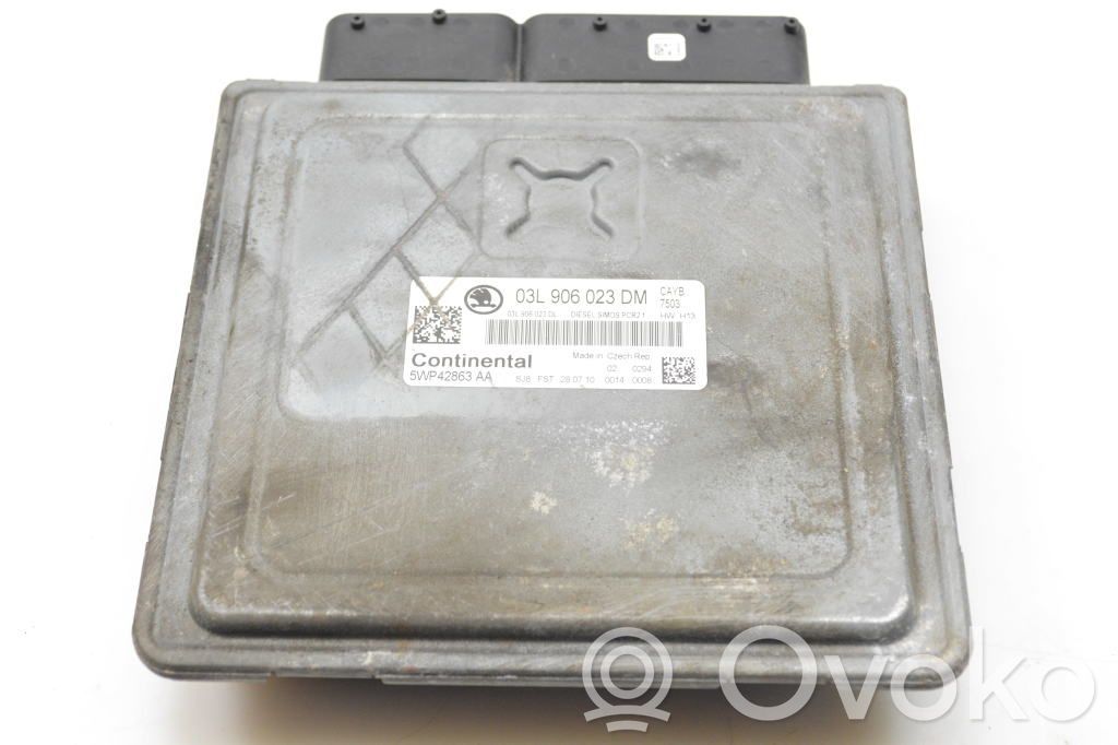 Skoda Roomster (5J) Engine control unit/module 
