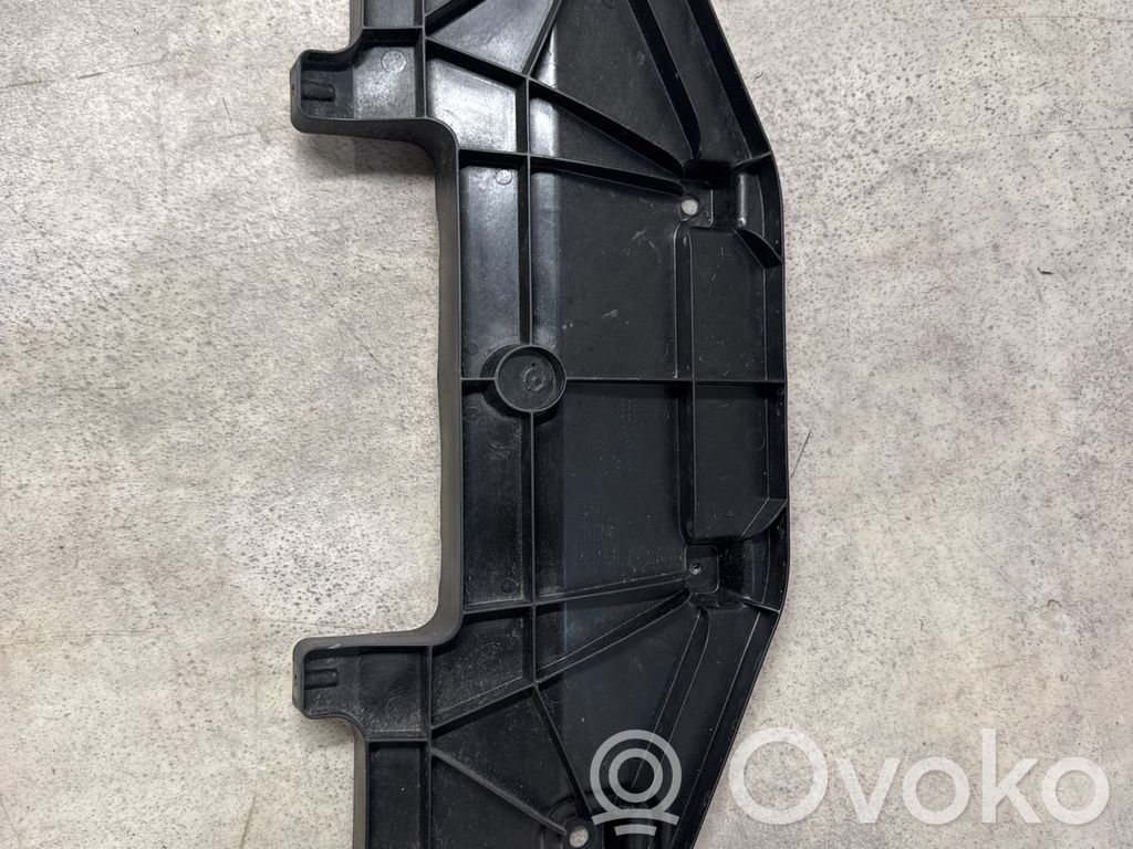 Audi e-tron Galinis laikiklis bamperio 