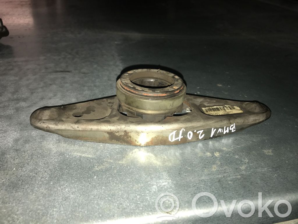 BMW 1 E81 E87 Łapa / Widełki wyciskowe sprzęgła 