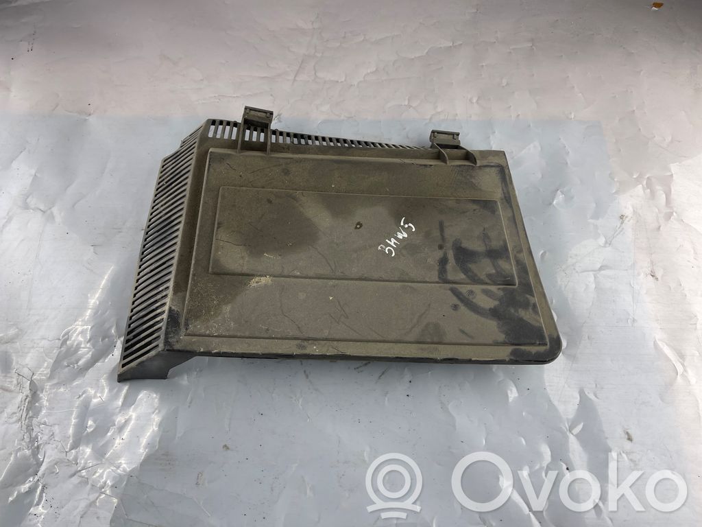 BMW 5 E39 Cabin air micro filter cap 