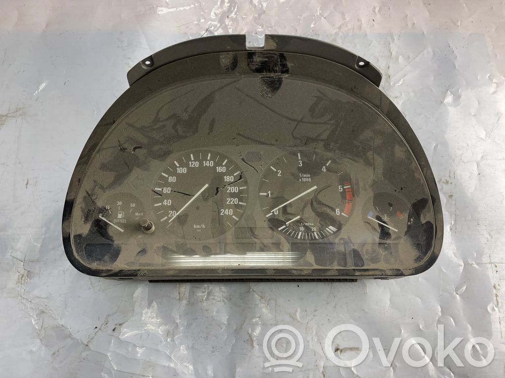 BMW 5 E39 Speedometer (instrument cluster) 