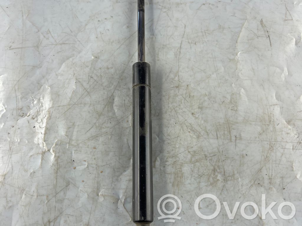 BMW 3 E36 Tailgate/trunk strut/damper 