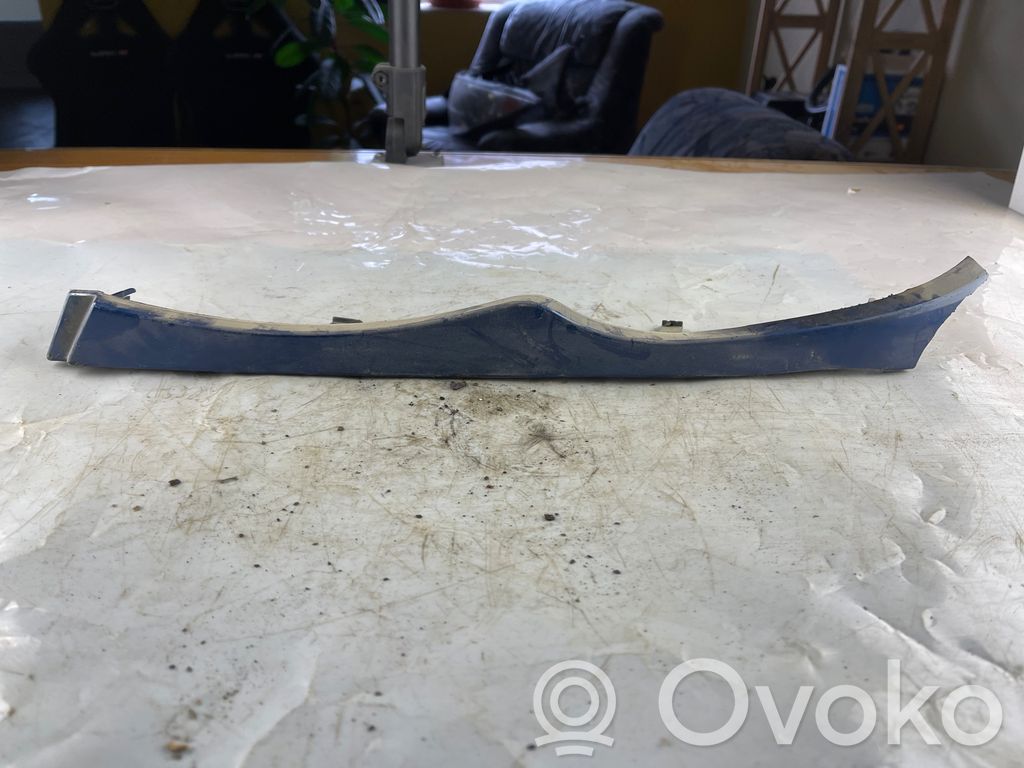 BMW 3 E46 Moulure sous phares 