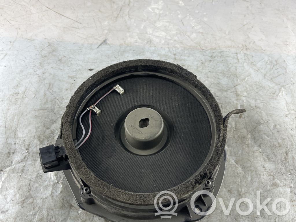 Audi A8 S8 D3 4E Front door speaker 