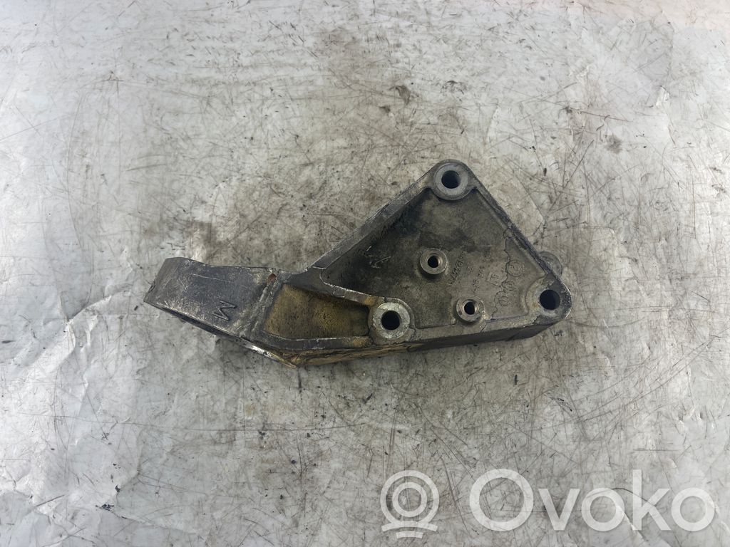 Opel Vectra C Driveshaft support bearing bracket 