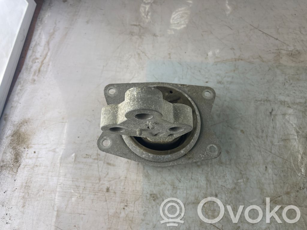 Opel Signum Engine mount bracket 