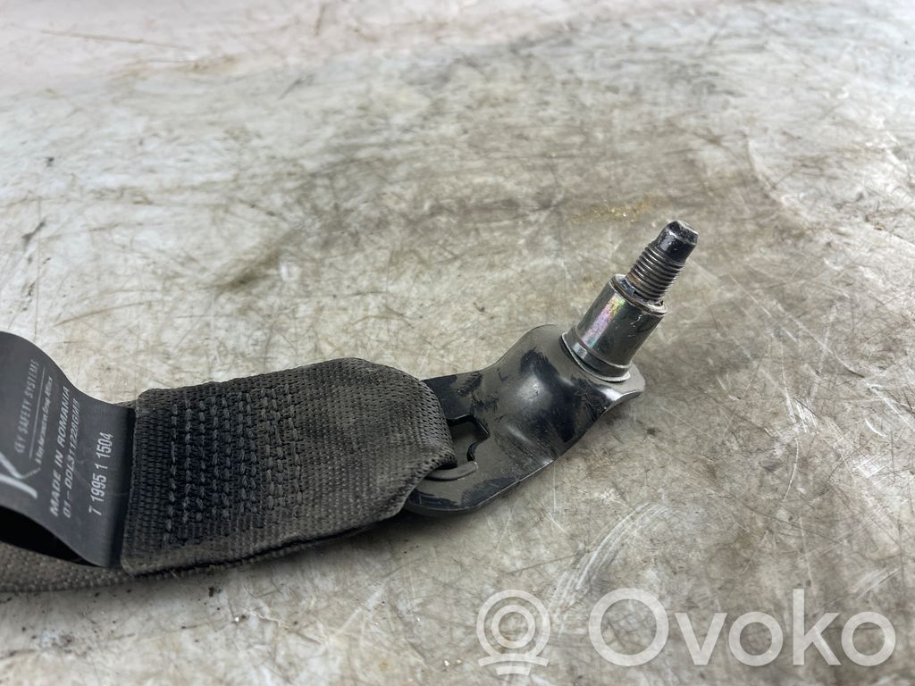 Opel Signum Cinturón trasero 