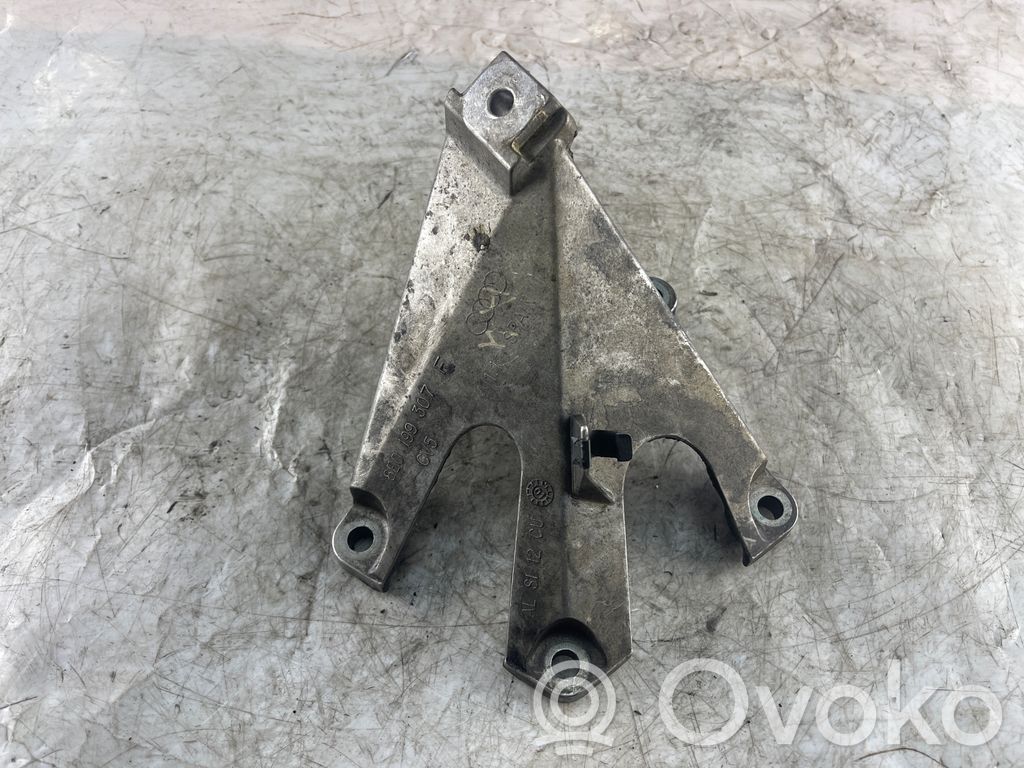 Engine mounting bracket   8E0199307F