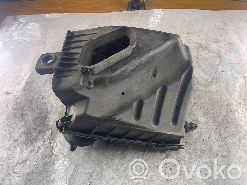 Audi A4 S4 B6 8E 8H Air filter box 