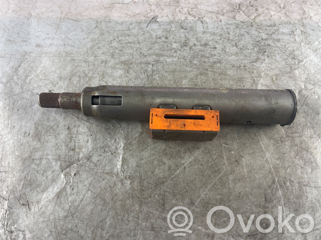 Opel Astra H Steering wheel axle 