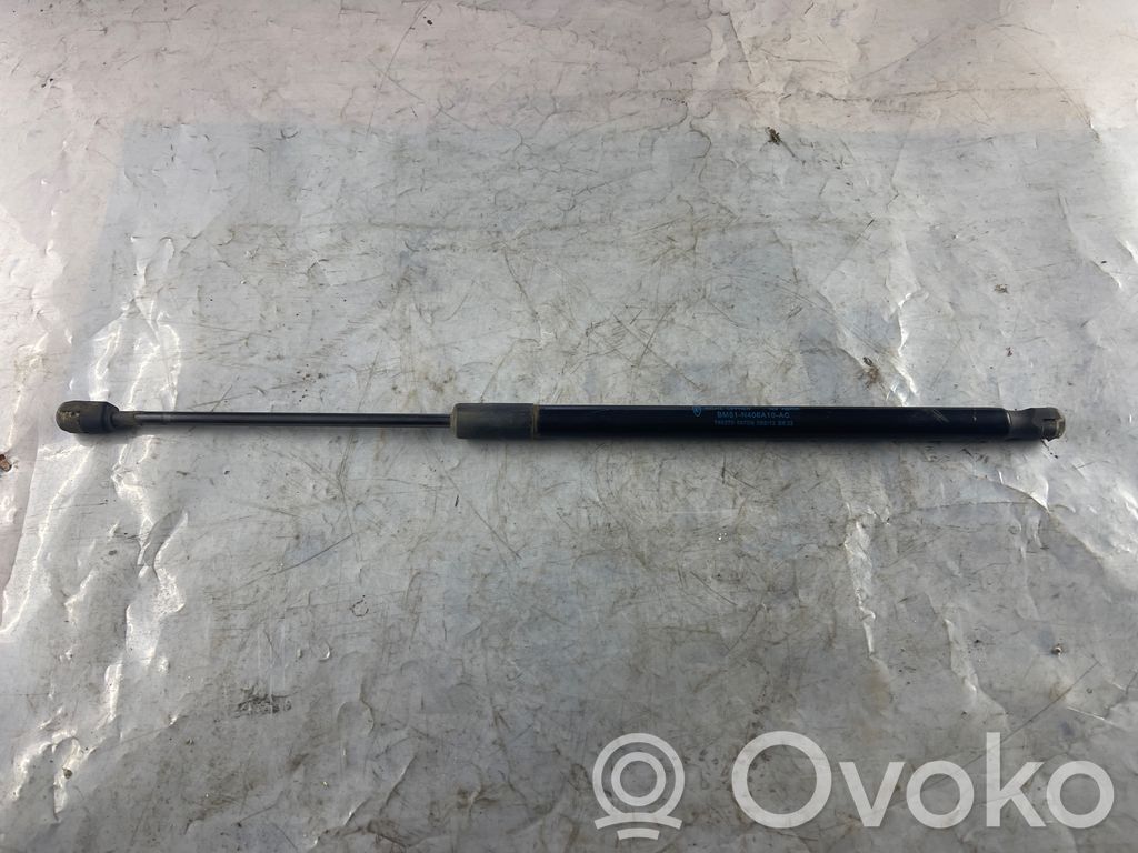 Ford Focus Amortizatorius galinio dangčio 