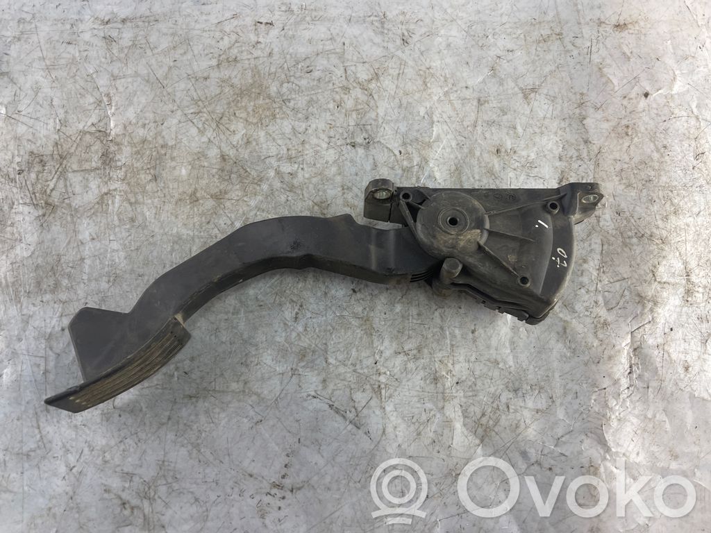 Accelerator throttle pedal   4M519F836BH,6PV00864103