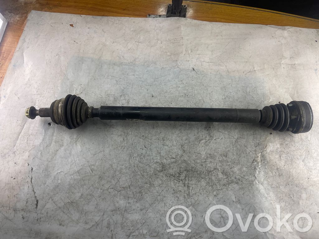 Volkswagen Golf IV Priekinis pusašis 