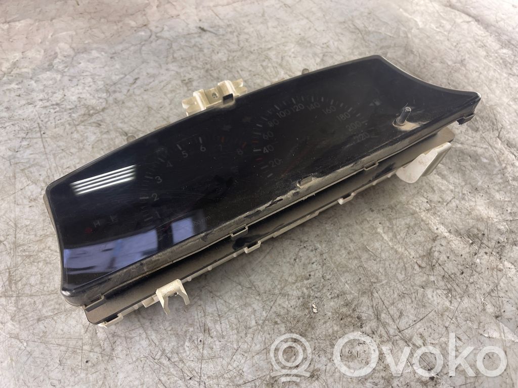 Toyota Corolla E120 E130 Speedometer (instrument cluster) 