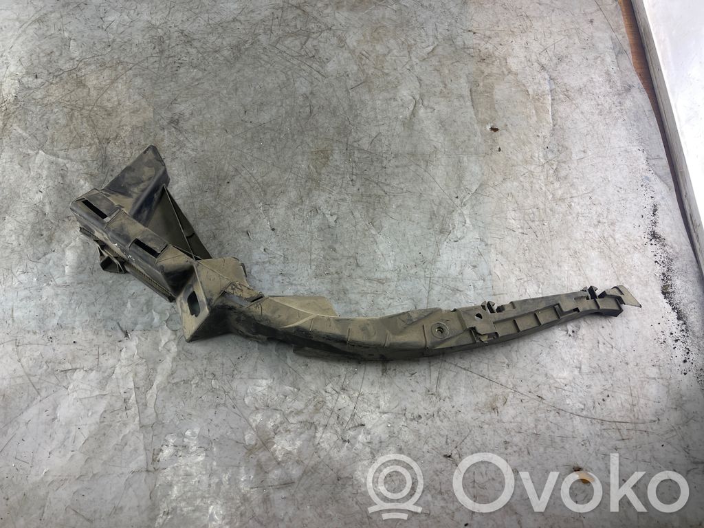 Volkswagen PASSAT B5 Front bumper mounting bracket 