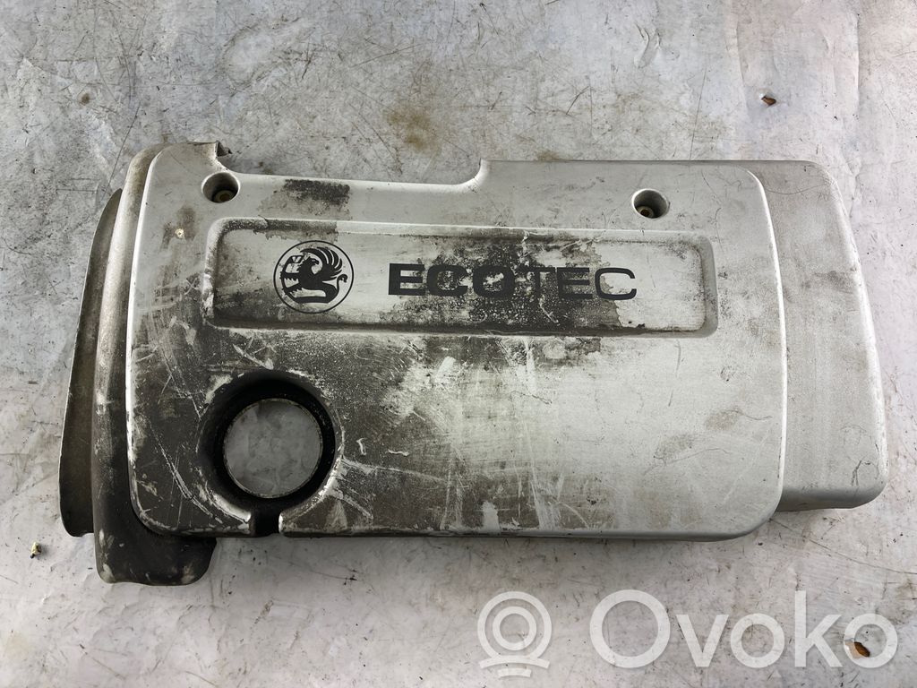 Opel Zafira A Variklio dangtis (apdaila) 