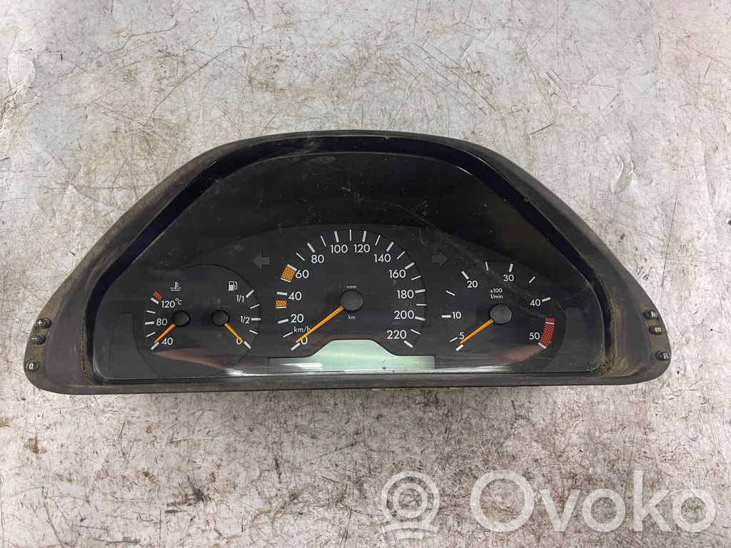 Mercedes-Benz E W210 Speedometer (instrument cluster) 