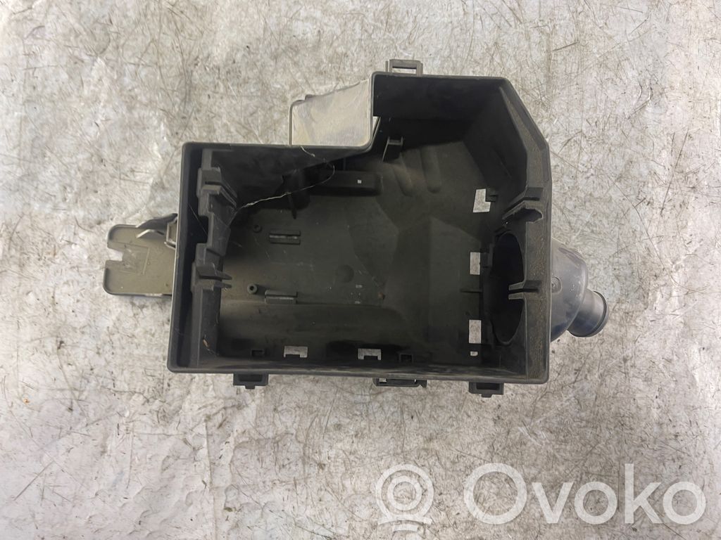 Volvo S60 Fuse box cover 
