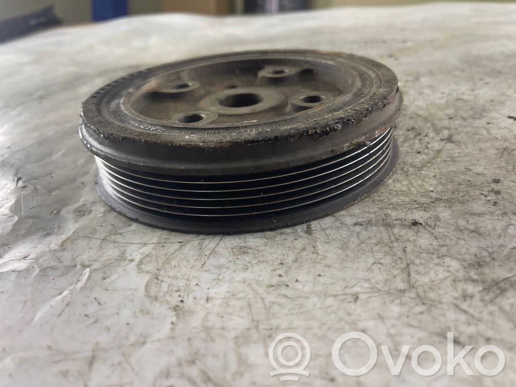 Volvo V70 Kampiakselin vauhtipyörä 