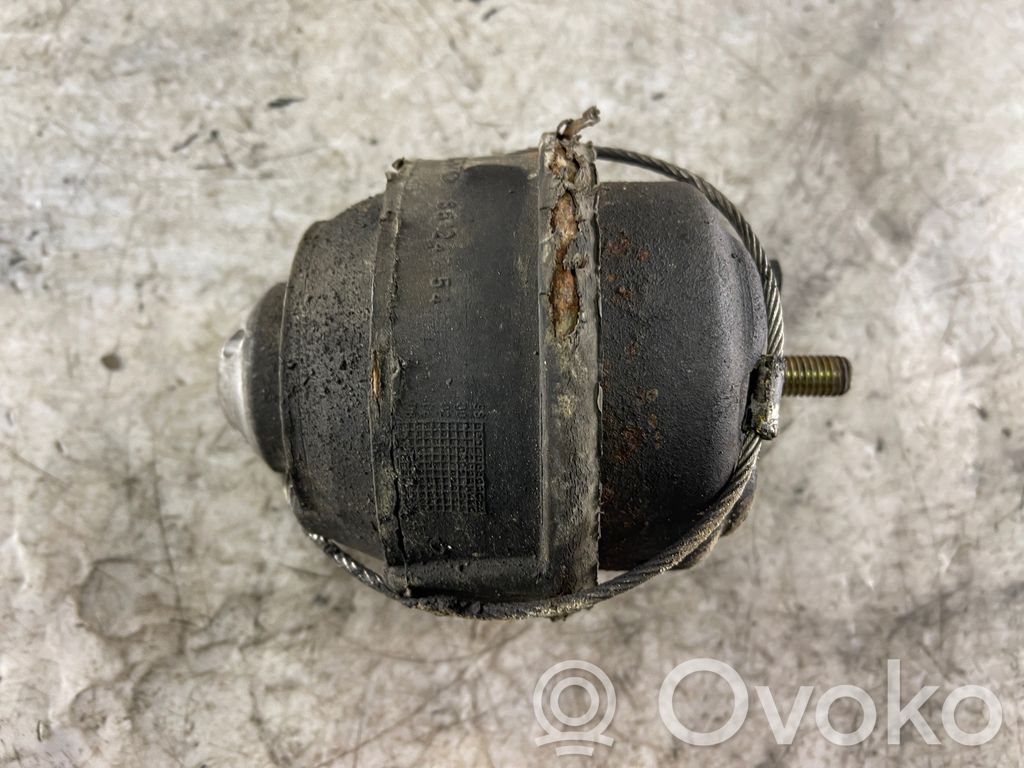 Volvo V70 Dzinēja spilvens 