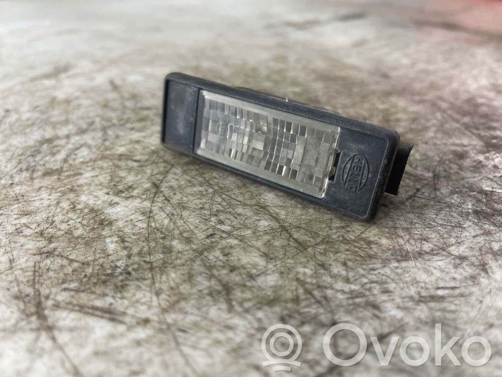 Mercedes-Benz Vito Viano W639 Lampa oświetlenia tylnej tablicy rejestracyjnej 