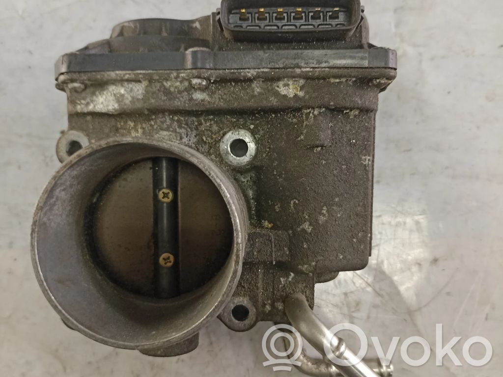 Toyota Corolla Verso E121 Zawór przepustnicy 