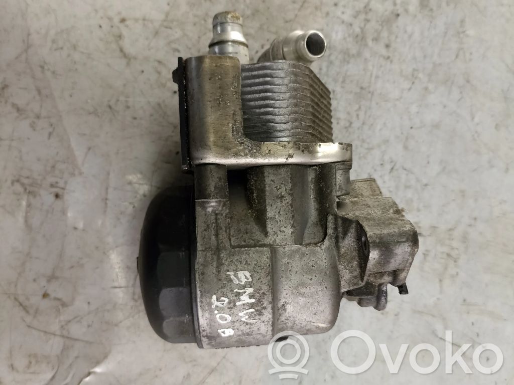 BMW 3 E46 Oil filter mounting bracket 